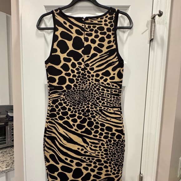 Micheal Kors Scoop-neck Tiger print Dress Khaki - Picture 2 of 3